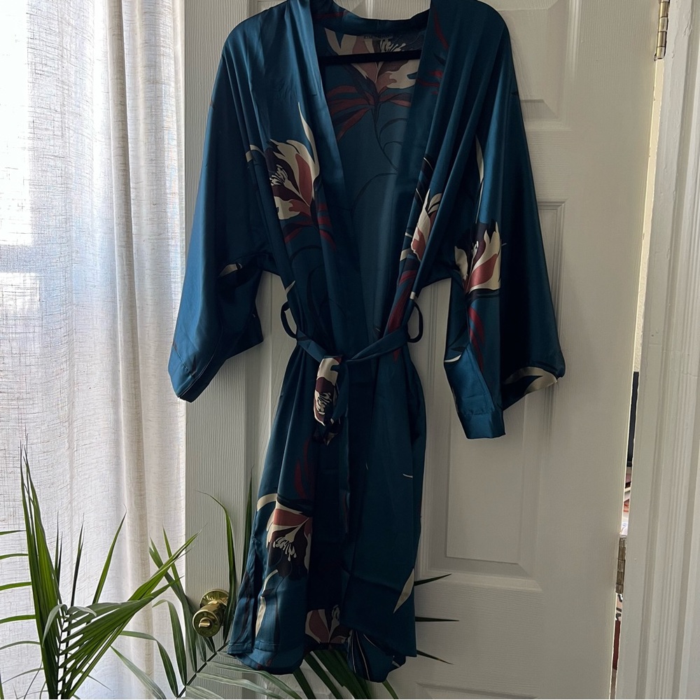 NEW Kimono Robe